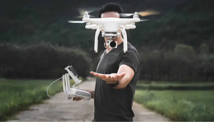 Drones and Transport Risk Management: Secure Protection