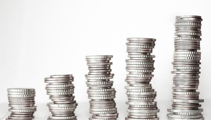 How to organize your personal finances: a guide to avoiding debt